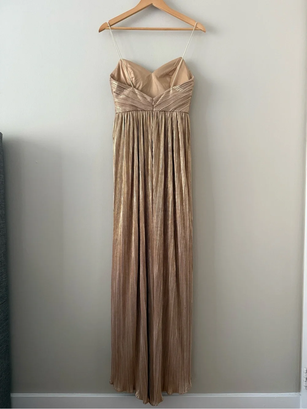 NWT - Ieena for Mac Duggal - Gold Metallic Ruched A Line Gown